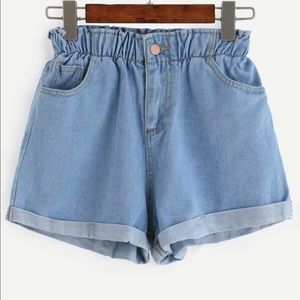 Light wash Jean shirt, elastic waist band, 4 pockets, cuffed at the bottom
